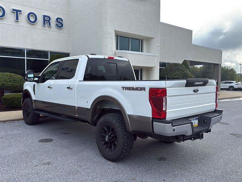 Used 2022 Ford F250 Lariat w/ Tremor Off-Road Package AWD/4WD image 7