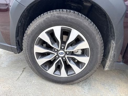 Used 2025 Subaru Outback Touring XT w/ Tech Package 3 image 24