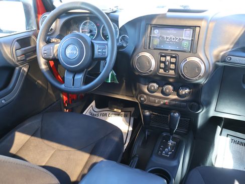 Used 2017 Jeep Wrangler Unlimited Sport image 14