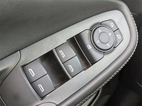 Used 2024 Buick Encore GX Avenir image 22