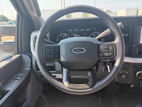 New 2026 Ford F550 4x4 Regular Cab Super Duty image 16