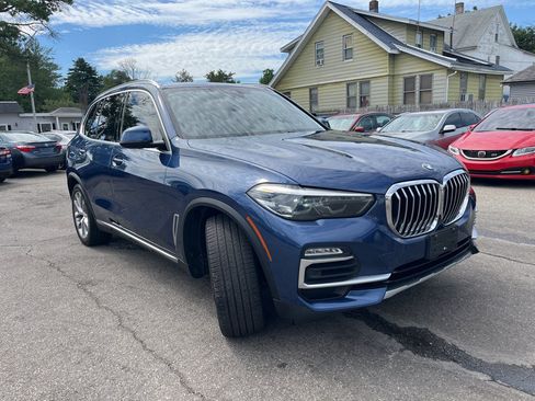 Used 2019 BMW X5 xDrive40i w/ Premium Package 2 AWD/4WD image 3