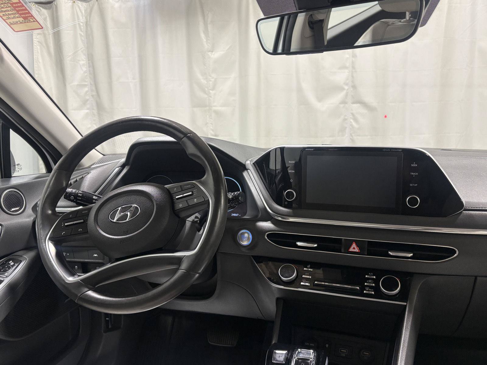 Used 2020 Hyundai Sonata SEL w/ Premium Package FWD image 4