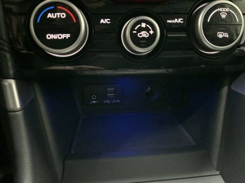 Used 2022 Subaru Forester Premium image 32