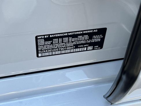 New 2026 BMW X5 xDrive50e w/ M Sport Package image 28