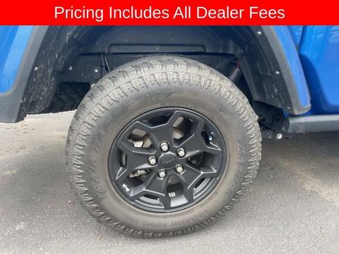 Used 2022 Jeep Gladiator Sport AWD/4WD image 8