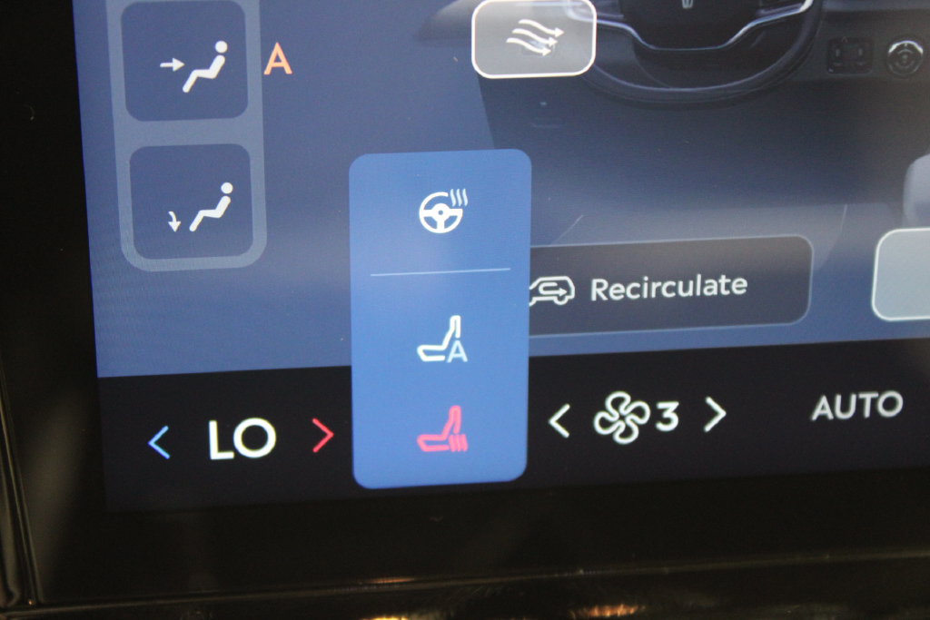 New 2027 Lincoln Navigator Premiere RWD image 53