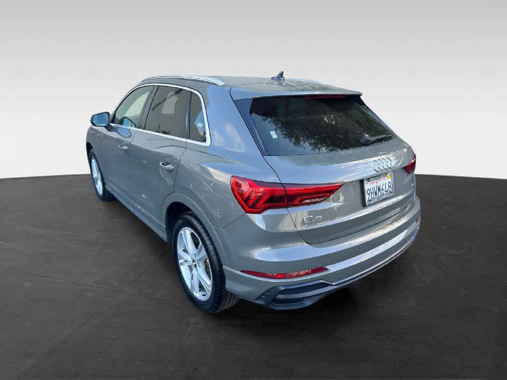 Used 2020 Audi Q3 2.0T Premium Plus w/ Premium Plus Package AWD/4WD image 4