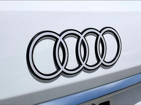 Used 2025 Audi Q7 3.0T Premium Plus AWD/4WD image 33
