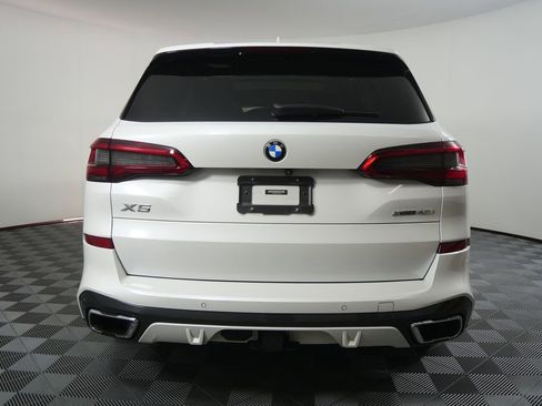 Used 2019 BMW X5 xDrive40i w/ M Sport Package image 4