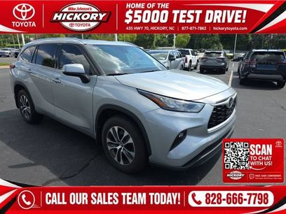 Used 2020 Toyota Highlander XLE