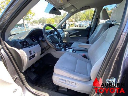 Used 2019 Honda Pilot EX image 33