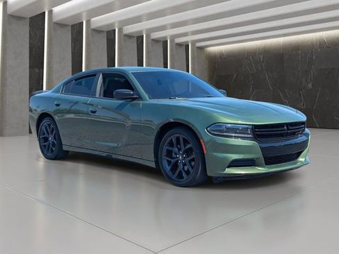 Used 2022 Dodge Charger SXT w/ Blacktop Package RWD image 8
