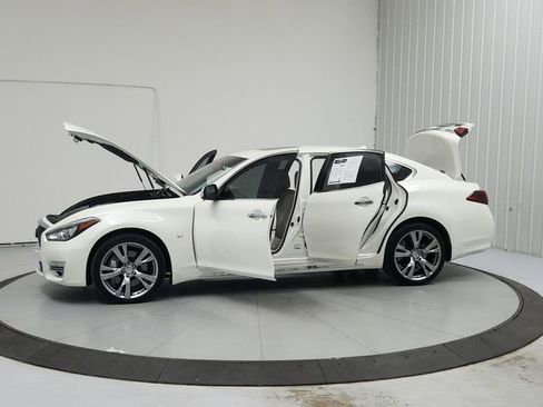 Used 2019 INFINITI Q70 L 3.7 w/ Sensory Package AWD/4WD image 12