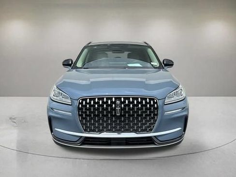 Used 2025 Lincoln Corsair Reserve FWD image 2