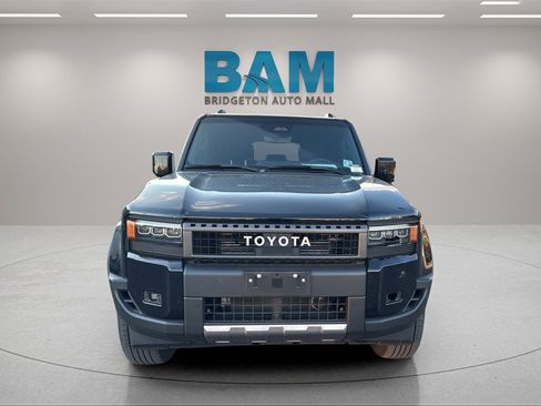 Used 2025 Toyota Land Cruiser image 2