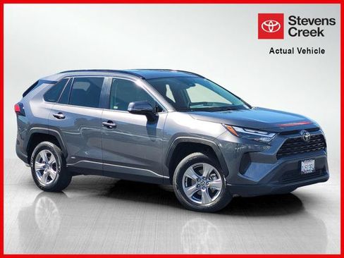 Certified 2025 Toyota RAV4 LE AWD/4WD image 1
