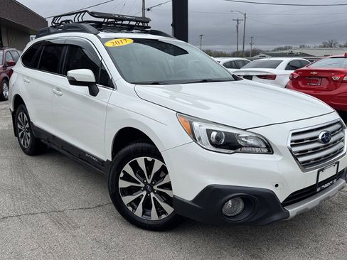 Used 2017 Subaru Outback 3.6R Limited image 2