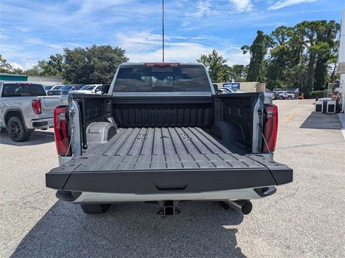 New 2025 GMC Sierra 2500 Denali w/ Denali Reserve Package image 13