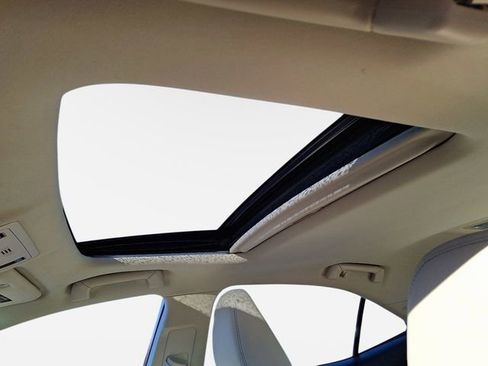 Used 2016 Lexus IS 300 300 image 16