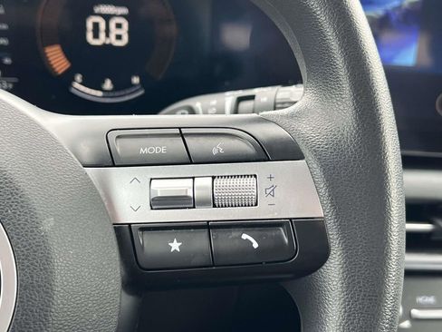 Certified 2025 Hyundai Tucson SE AWD/4WD image 21