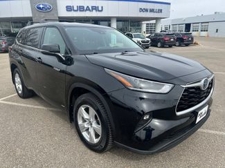 Used 2021 Toyota Highlander LE video 1