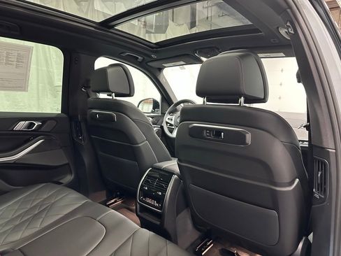 Used 2026 BMW X5 xDrive50e image 54