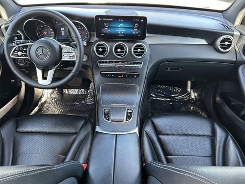 Used 2020 Mercedes-Benz GLC 300 GLC 300 image 17