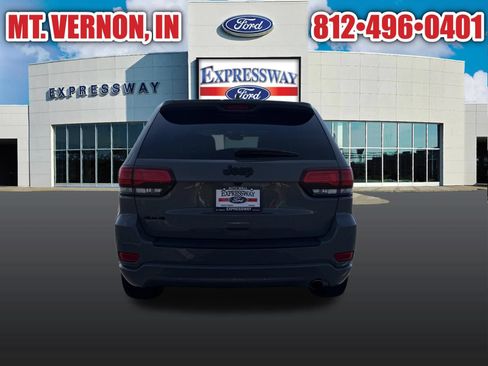 Used 2022 Jeep Grand Cherokee Laredo X AWD/4WD image 7