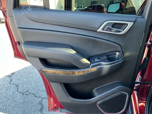 Used 2016 GMC Yukon Denali w/ Open Road Package image 24