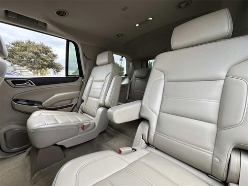 Used 2018 GMC Yukon Denali w/ Denali Ultimate Package image 16