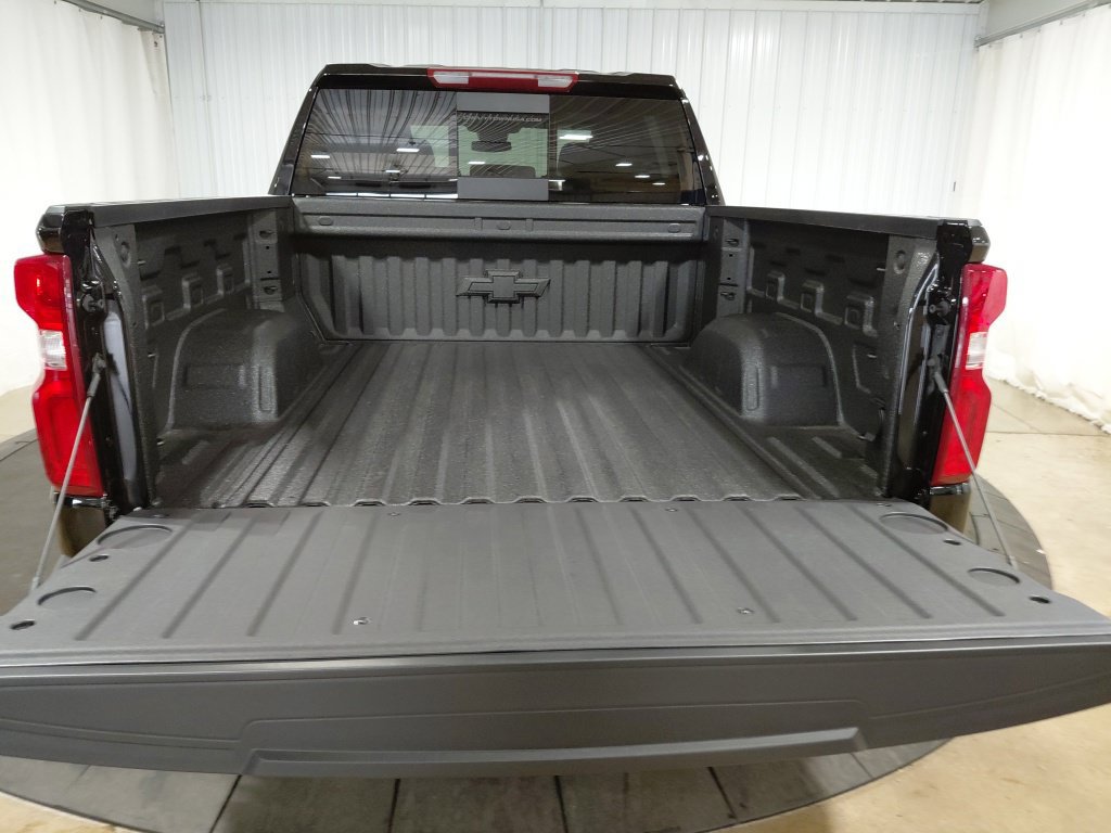 New 2026 Chevrolet Silverado 1500 RST AWD/4WD image 8