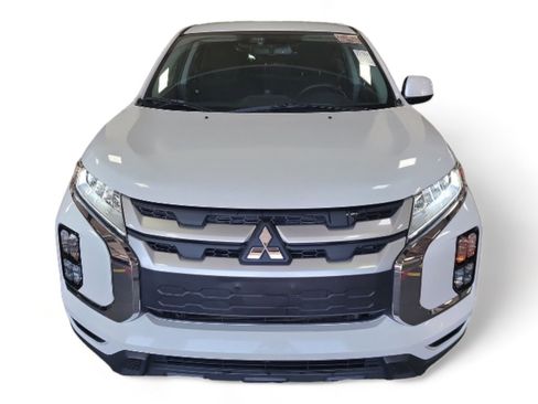 Used 2021 Mitsubishi Outlander Sport ES image 2