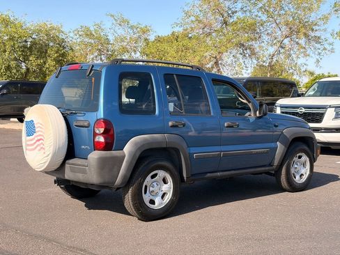 Used 2006 Jeep Liberty Sport RWD image 6