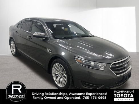 Used 2017 Ford Taurus Limited FWD image 9