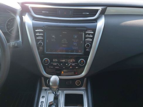 Used 2018 Nissan Murano SV AWD/4WD image 35
