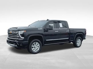 Used 2024 Chevrolet Silverado 2500 High Country AWD/4WD video 4