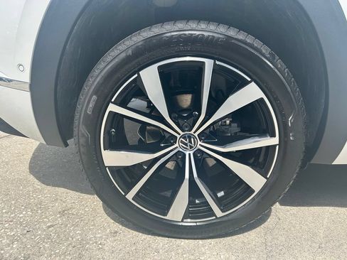 New 2026 Volkswagen Atlas Cross Sport SEL Premium R-Line AWD/4WD image 27