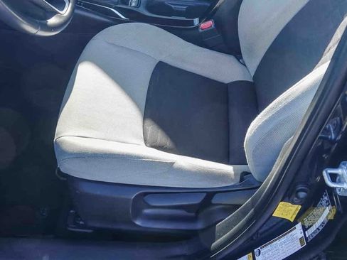 Used 2019 Toyota Corolla SE image 20