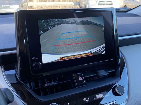 Certified 2026 Toyota Corolla Cross L image 34