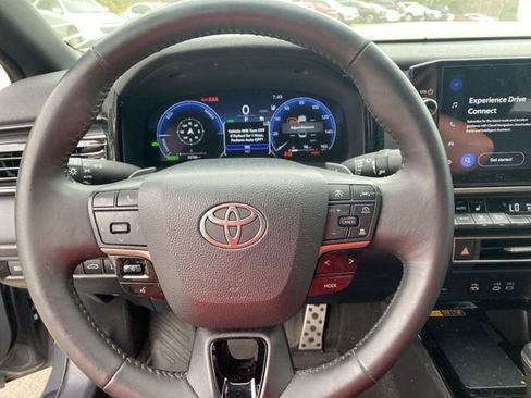 Used 2025 Toyota Camry XSE image 22