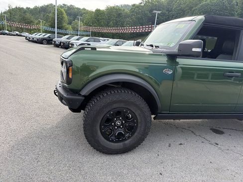 Used 2024 Ford Bronco Wildtrak AWD/4WD image 9