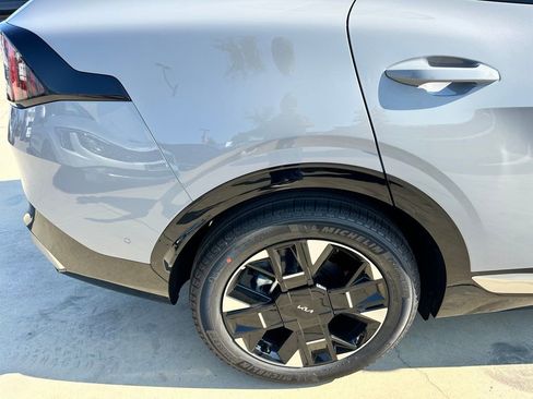 New 2026 Kia Sportage SX image 10