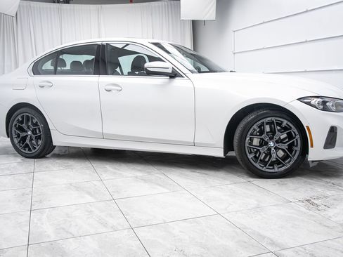 Used 2025 BMW 330i xDrive Sedan w/ Convenience Package AWD/4WD image 2