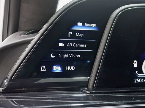 Used 2024 Cadillac Escalade V AWD/4WD image 16