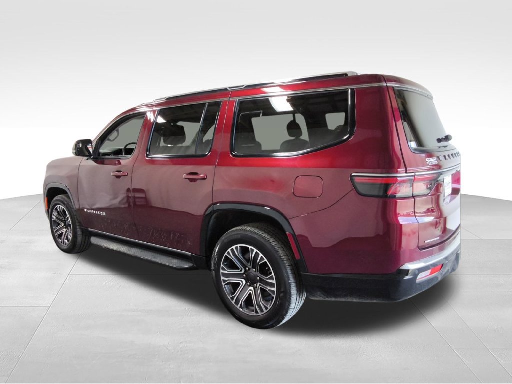 Used 2022 Jeep Wagoneer Series III w/ Flexible Seating Group AWD/4WD image 12