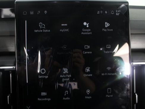 New 2026 GMC Yukon XL Denali w/ Sun & Power Step Package image 5