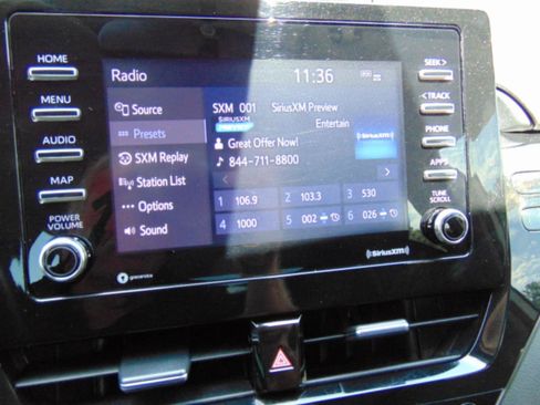 Used 2022 Toyota Camry SE FWD image 23