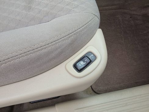 Used 2007 Chevrolet Malibu LT w/ Front Seating Package FWD image 22