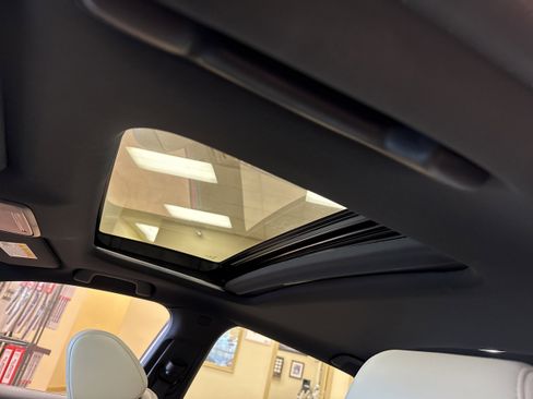 Used 2023 Acura Integra A-Spec image 6